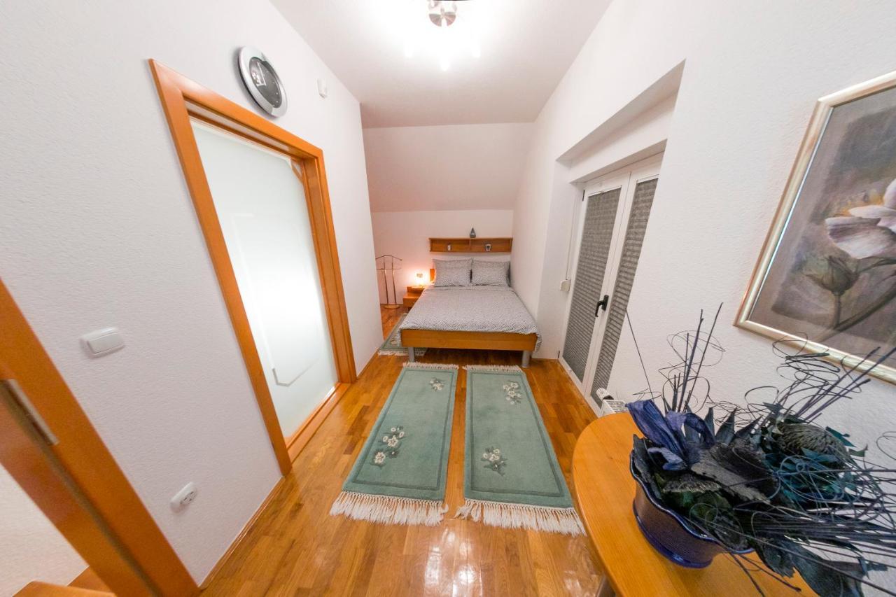 Holiday Home Villa Sara Бихач Экстерьер фото