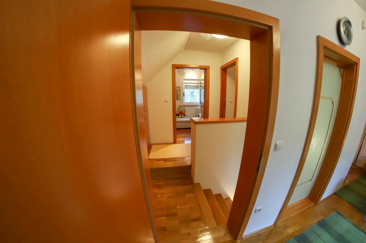 Holiday Home Villa Sara Бихач Экстерьер фото
